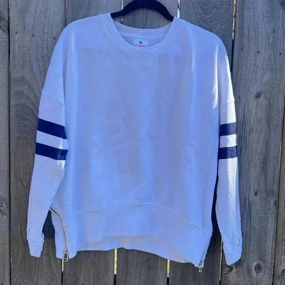 Sundry Tops - Sundry White Side Zip Crewneck Sweatshirt Blue Stripe Sleeves Juniors Size 3